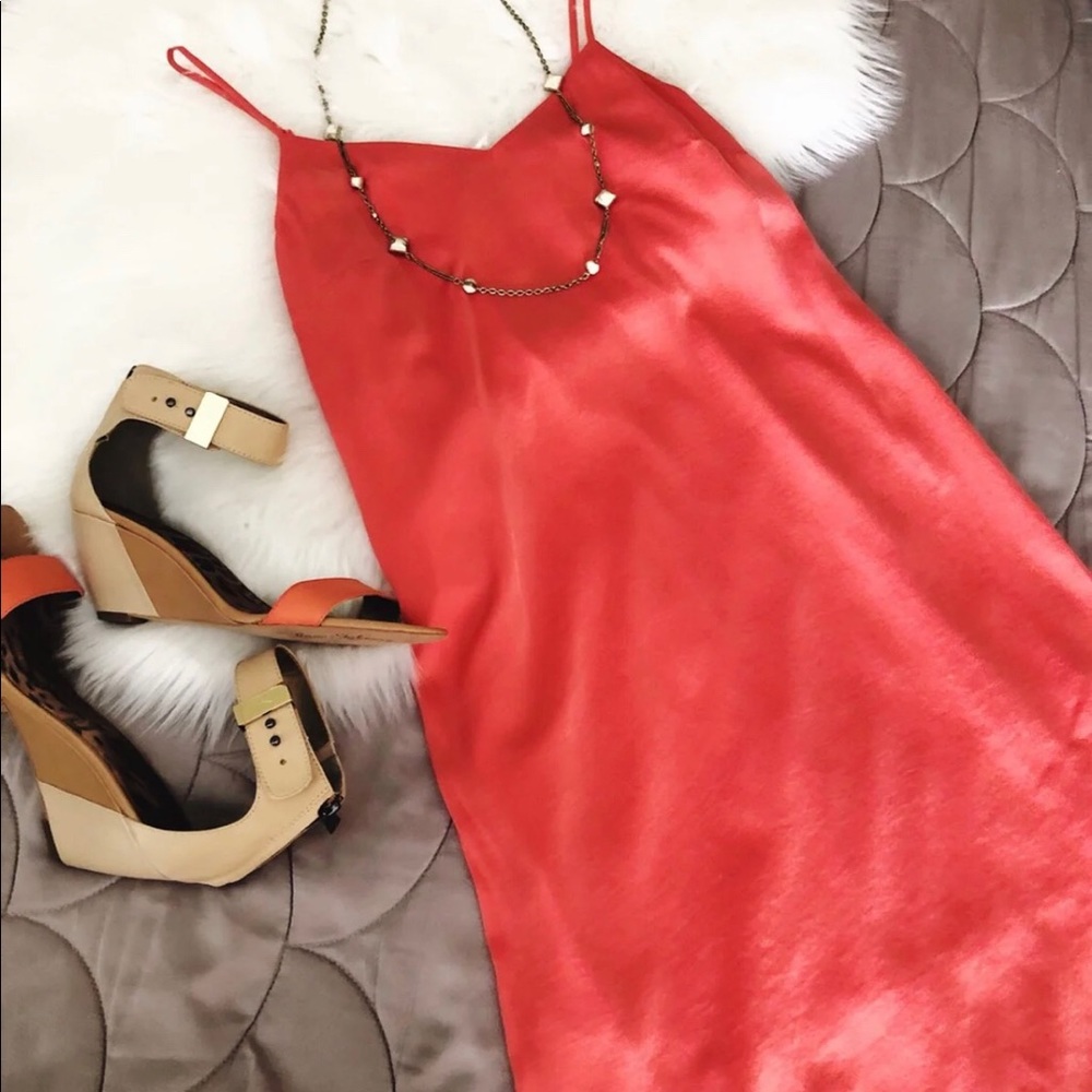 Karri Blue coral orbit slip dress
